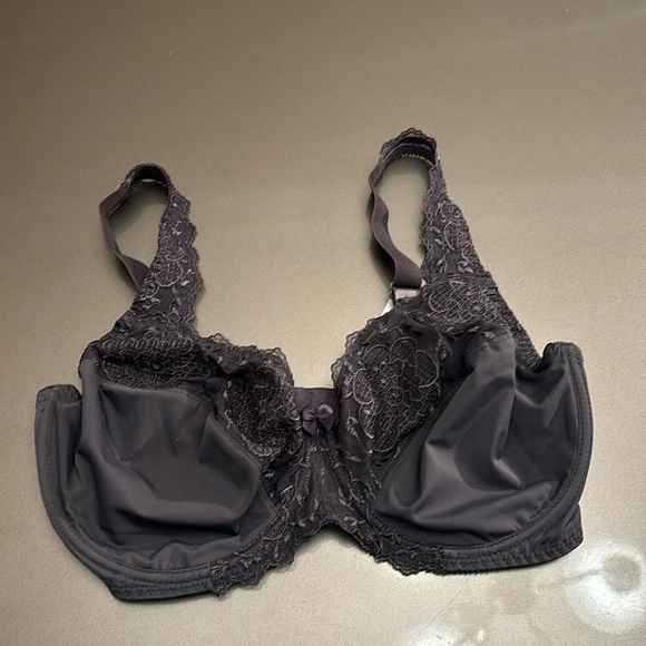 NWT Ladies CURVE MUSE BRA - Picture 1 of 4